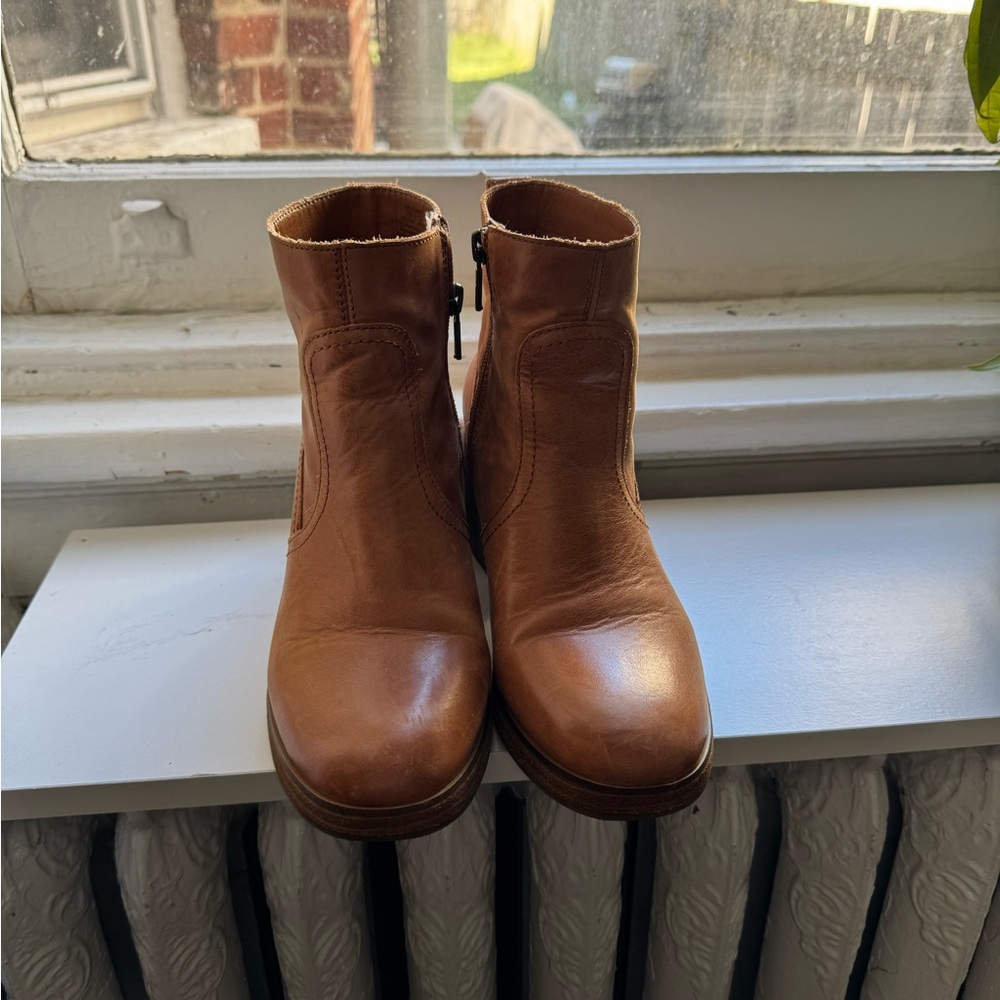 Lucky Brand Tan Leather Heeled Boots - Picture 2 of 7